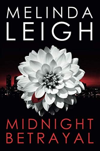 Midnight Betrayal — Melinda Leigh