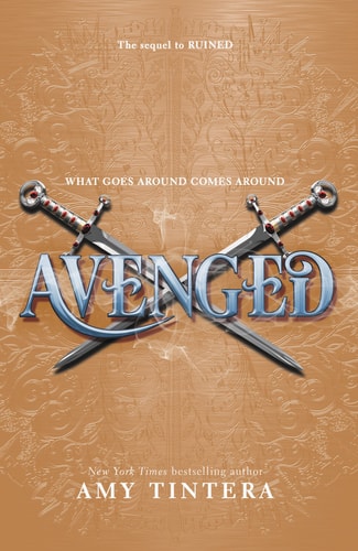 Avenged — Amy Tintera