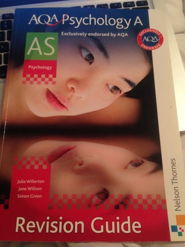 AQA Psychology a AS Revision Guide — Julia Willerton