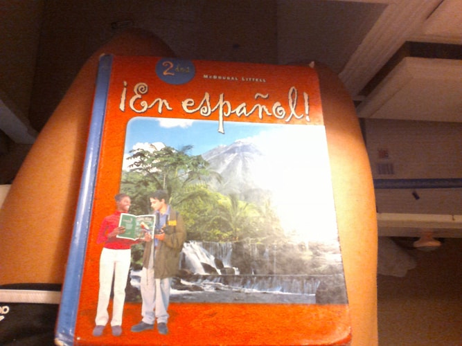 ?En Espa?ol! Texas Pupil Edition Level 2 2005 — Estella Marie Gahala