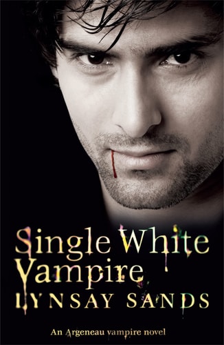 Single White Vampire — Lynsay Sands