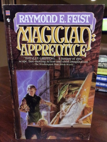 Magician Apprentice — Raymond E. Feist