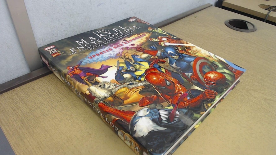 The Marvel Encyclopedia A Definitive Guide to the Characters of the Marvel Universe — DK Publishing, Inc